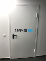 Металлическая противопожарная дверь Ei 60 RAL 9010