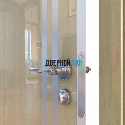 Гладкая дверь модель ДГ 506 глянец с алюминиевым торцом анегри светлый