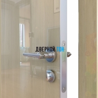 Гладкая дверь модель ДГ 500 глянец анегри светлый торец