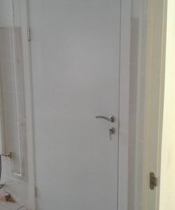 Композитная влагостойкая дверь Aquadoor в белом цвете
