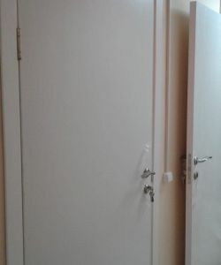 Композитная влагостойкая дверь Aquadoor в белом цвете