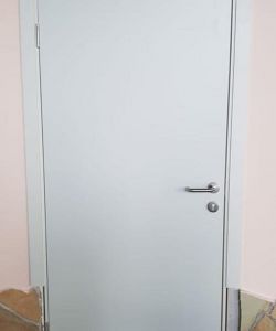 Композитная влагостойкая дверь Aquadoor RAL 7035 для зоны спа процедур