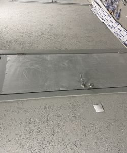 Композитные влагостойкие двери Aquadoor серого цвета