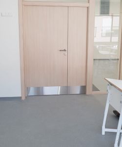 Деревянные противопожарные двери Ei 60 покрытые CPL 7110/bw арабика песочная с верхней и боковой фрамугой