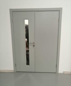 Влагостойкая дверь Aquadoor RAL 7035 двухстворчатая со стеклом